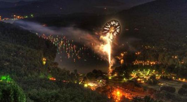 Rumbling Bald Resort July 4th Fireworks